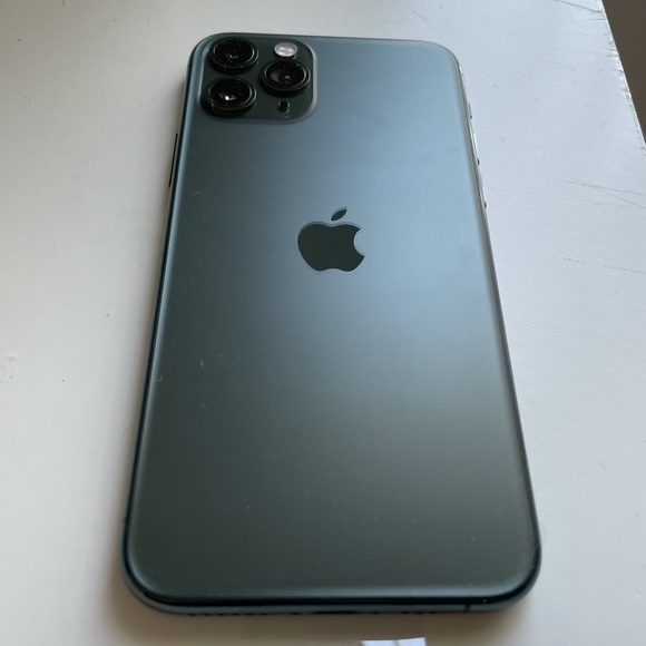 New Unlocked Iphone 11 Pro 256gb - Picture 5 of 10